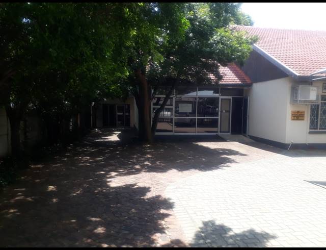 295M² OFFICE FOR SALE IN BO-DORP